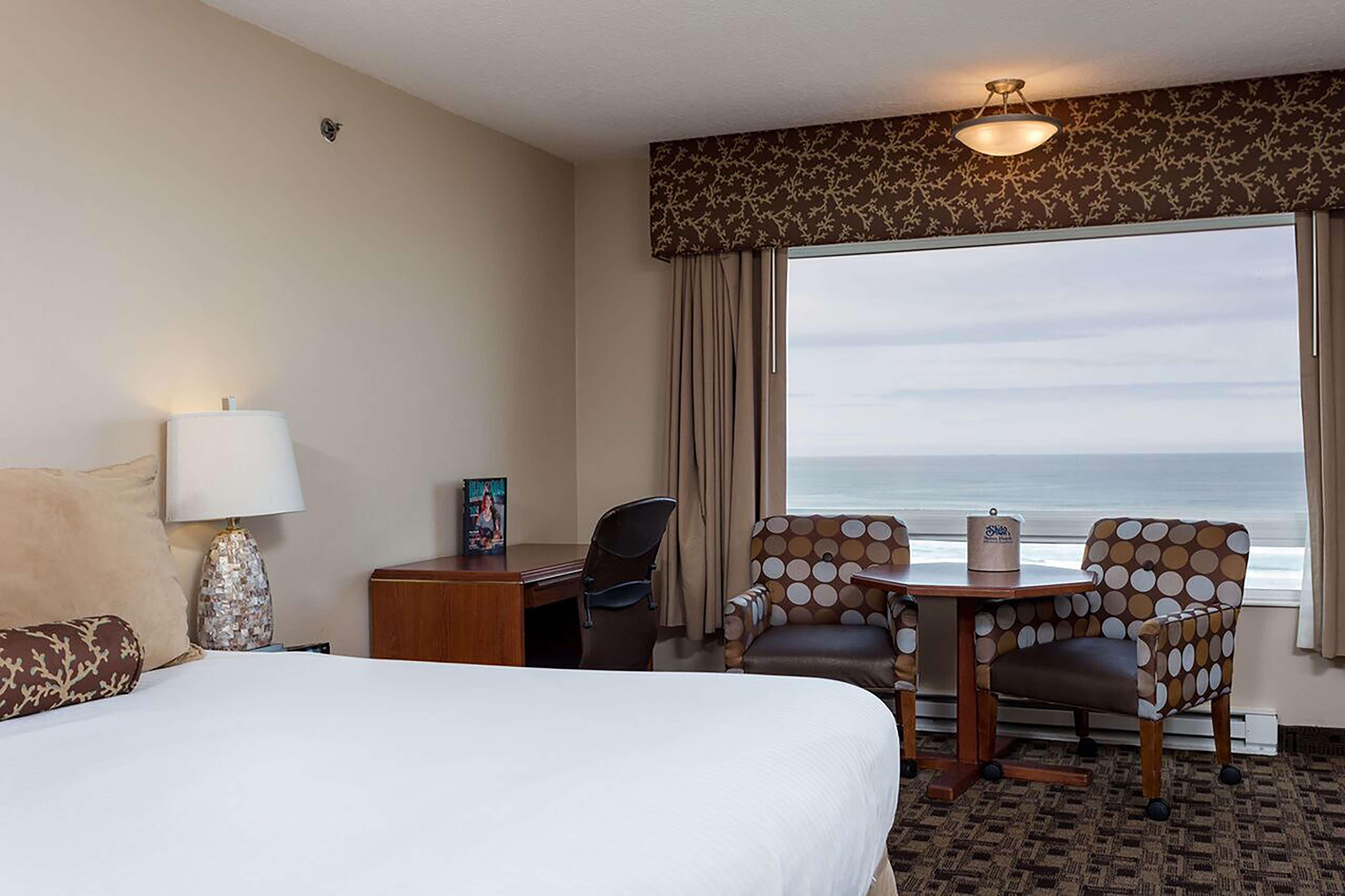 Shilo Inn Suites Newport Exteriör bild